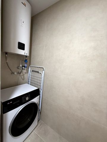 Estudio de alquiler en Calle Maestro Guerrero, Parque Ayala - Jardín de la Abadía - Huelín - Photo 5