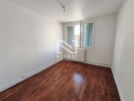 Location Appartement 4 pièces 68m² CHALON SUR SAONE 71100 - Photo 2
