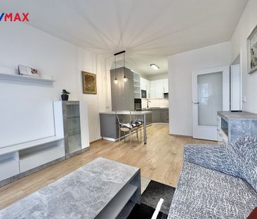 Pronájem bytu 2+kk 44 m² - Photo 2