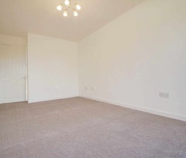 1a Cobden Road, Swindon, Swindon, SN2 - Photo 4