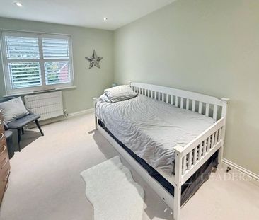 2 bedroom apartment to rent Barton Court Avenue, Barton on Sea, New... - Photo 5