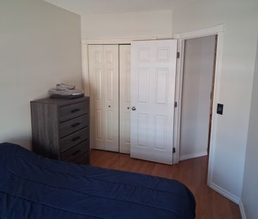 Modern 2-Bedroom Condo with Underground Parking in Prime Calgary Lo... - Photo 1