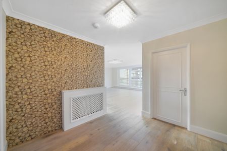 Walsingham, St Johns Wood Park, NW8 - Photo 5