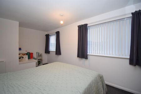 Soho Grove, Wakefield - Photo 2