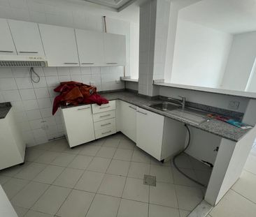 READY TO MOVE| NEAR BUSINESS BAY | BIG LAYOUT - Photo 5