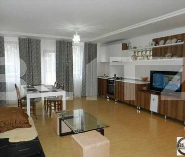 5 camere, 212 mp, garaj, semineu, zona linistita!Oferta-plata in avans pe 6 luni - Fotografie 1