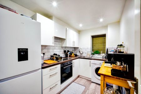 Modern One Bedroom Flat to Rent in Maidstone - Photo 5