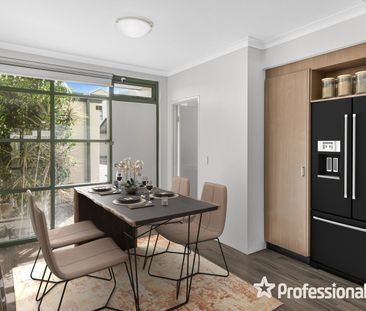 Stylish 2-Bedroom Townhouse in Ascot - Photo 5
