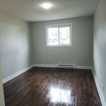 For Lease - 8800 Willoughby Drive Unit# 107, Niagara Falls, Ontario - Photo 3