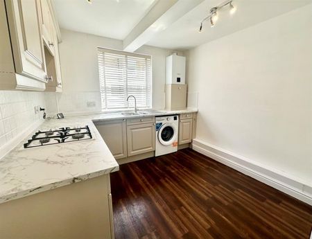 1 Bedroom Apartment To Let - Photo 4