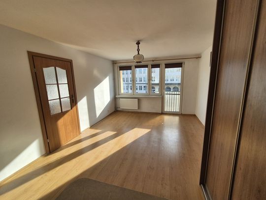 2 pok. na wynajem / pl. Rodła - Zdjęcie 1