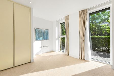 2 Bed Flat, Central Avenue, SW6 - Photo 3