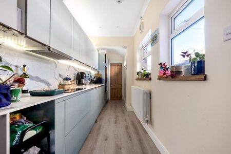 2 bedroom terraced house to rent - Photo 5