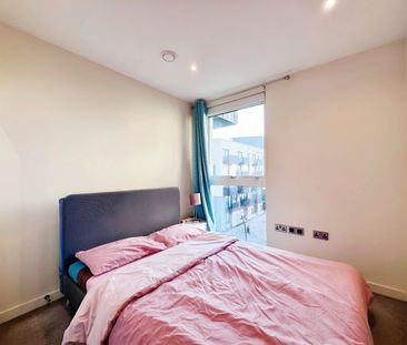 Burgess Springs, Chelmsford - Photo 4