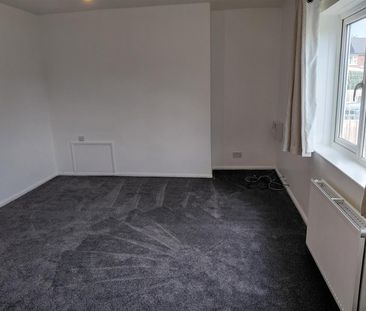 Harewood View, Pontefract - Photo 2