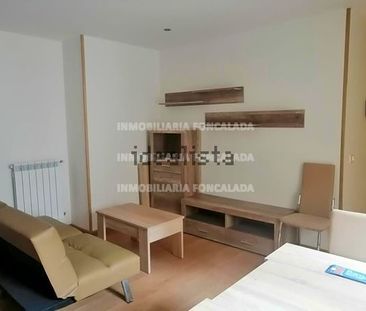 Alquiler de piso en Calle Marcelino Suárez - Photo 1