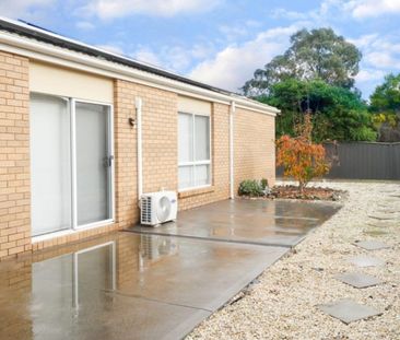 Beautiful East-Facing Family Home in the Heart of Manor Lakes! - Photo 2