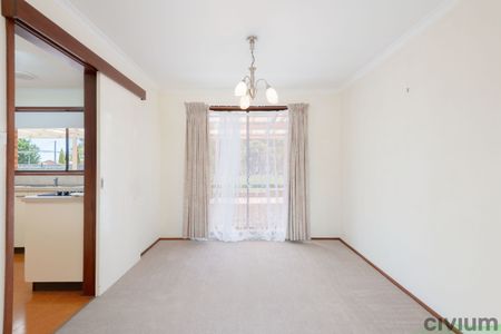 1 Couchman Crescent, Chisholm ACT 2905 - House For Rent | Domain - Photo 4