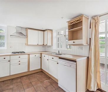 2 bedroom semi-detached house to rent - Photo 5