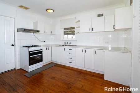 BEAUTIFULLY UPDATED HOME IN ASHMONT - Photo 4