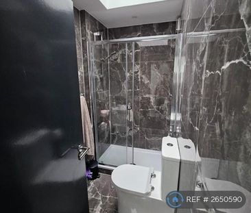 1 bedroom in a house share to rent - Photo 6