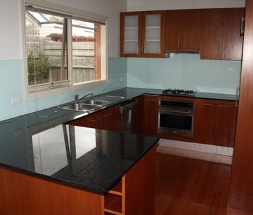 3/18 Cook Road, Mitcham - Photo 1