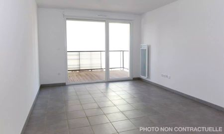 location Appartement T3 DE 63.99m² À COLOMBES - Photo 2