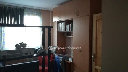 Kiadó jó állapotú panel lakás - Nyíregyháza - Fotó 4