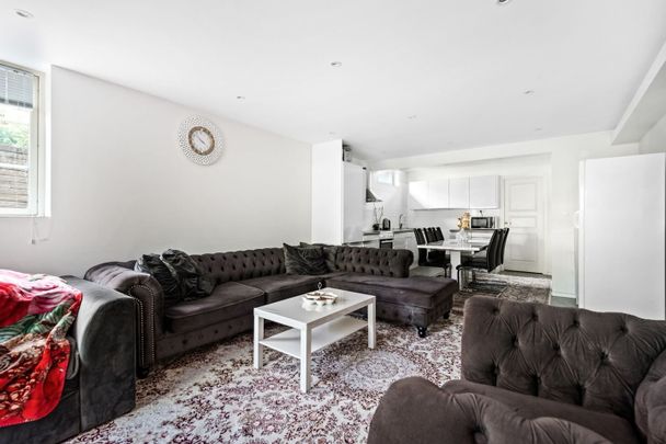 Stortorpsvägen, Farsta - Photo 1