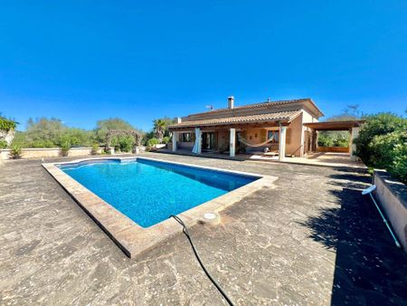 4 room luxury Farmhouse for rent in Campos, Spain - Photo 5