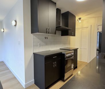 For Lease - 420 Eglinton Avenue Unit# 401, Toronto, Ontario - Photo 6