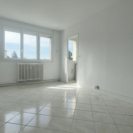 Appartement 2 pièces à louer à Chartres - Dernier étage avec exposition sud - Photo 4