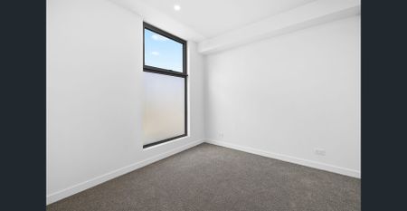 LUXURY THREE-STOREY TOWNHOUSE IN THE HEART OF McKINNON SECONDARY COLLEGE ZONE - Photo 3