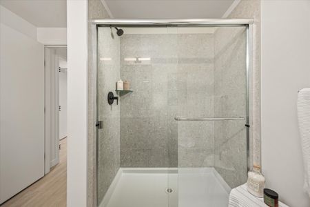 Stylish Kovo Apartments for Rent – 2 Bed, | 2 Bath - Photo 4