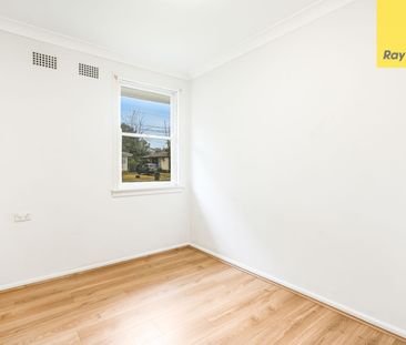 THREE BEDROOM FAMILY HOME! - Photo 4