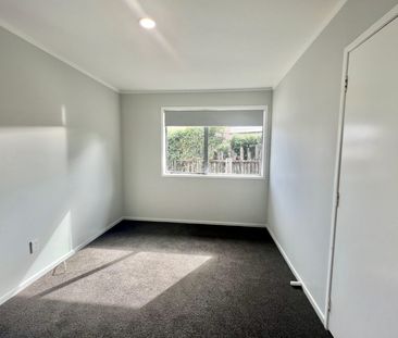 5 Bluewater Place, Wattle Downs, Auckland - Photo 4