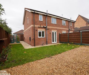 3 bedroom semi-detached house to rent - Photo 5