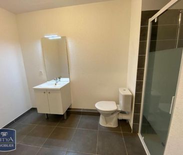 Location Appartement 2 pièces 41m² SETE 34200 - Photo 3