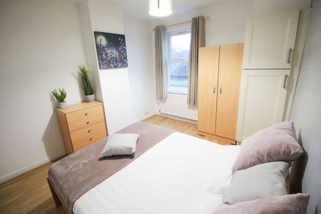 Student Accommodation, 58 Shakespeare Street, High Street, Lincoln, Lincolnshire, LN5 8JS, United Kingdom - Photo 4