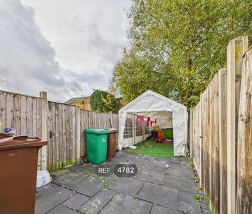 2 bedroom terraced house to rent - Photo 3