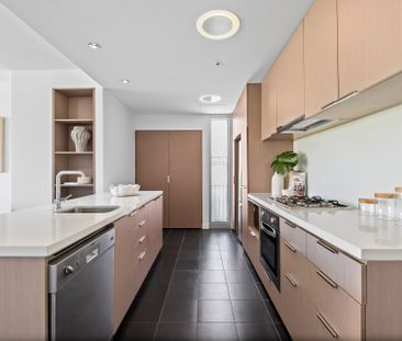 A Modern, Easy Lifestyle in the Heart of Fitzroy North - Photo 5