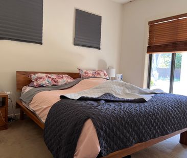 12A Morshead Avenue, Mount Waverley VIC 3149 - Photo 4