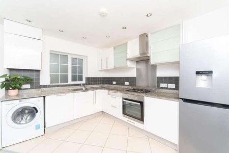 Fairfield Road, UB8 - Photo 4