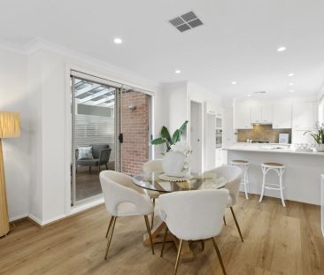 Townhouse living with alfresco appeal - Garden maintenance included - Photo 4