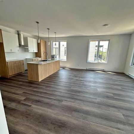 Studio 3 1/2 4 1/2 5 1/2 construction neuve Unit Disponible pour 1 Juillet 2026 - Photo 4