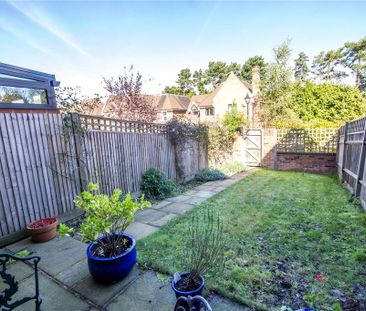 4 bedroom terraced house to rent - Photo 6