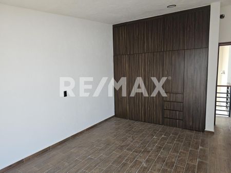 Casa en Renta en Campestre Italiana, Centro Sur, Queretaro Nueva - Photo 5