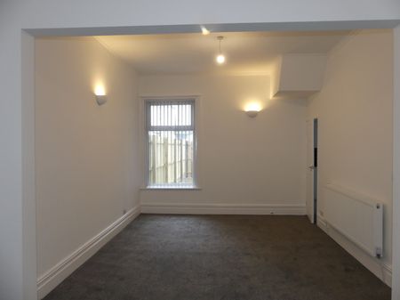 Clinton Avenue - Photo 2