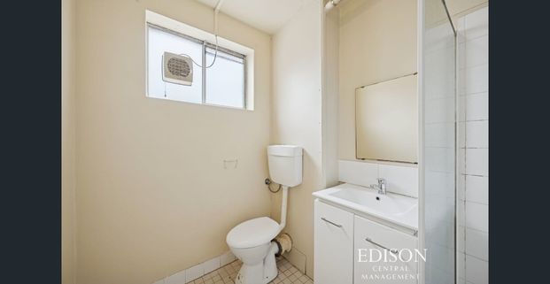 Ground Floor 2x1 Apartment Opposite Parklands – Available Now - Photo 1