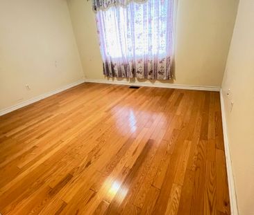 For Lease - 17 COYOTE Crescent, Toronto, Ontario - Photo 1